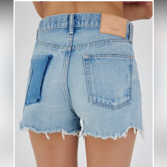 Moussy McKendree Shorts in color light blue - Picture 7 of 12